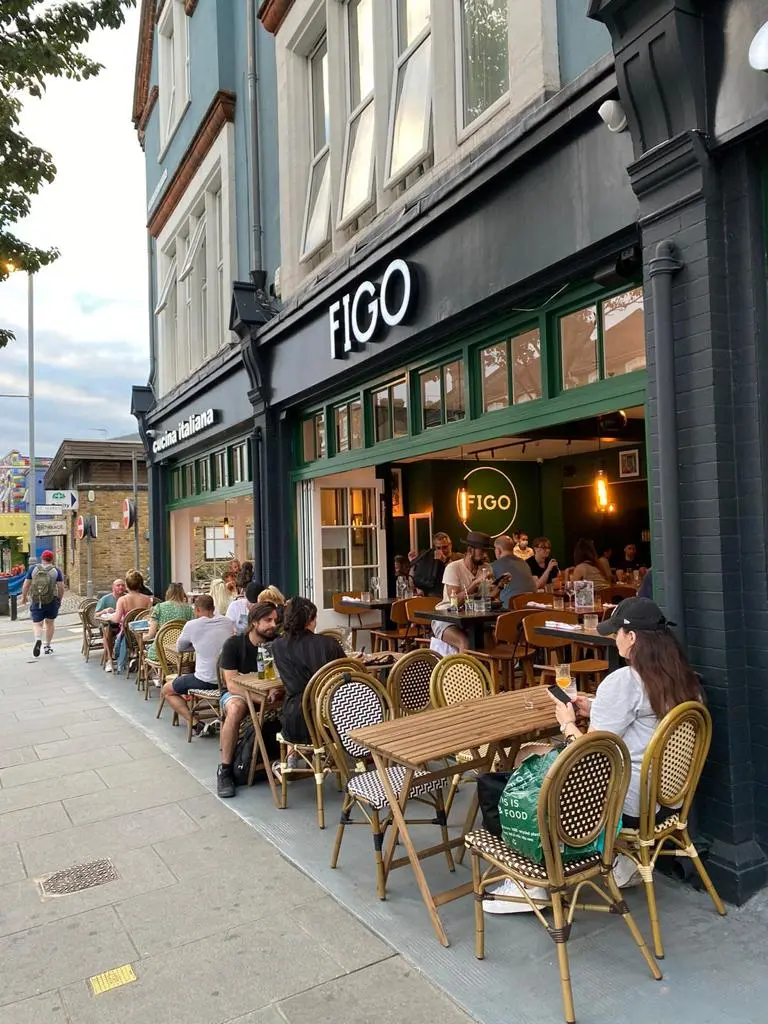 FIGO Leyton exterior