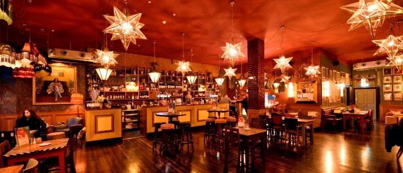 Cassio Lounge exterior