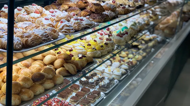 Caffetteria Degli Azzurri. Tabaccheria Elfbar point exterior