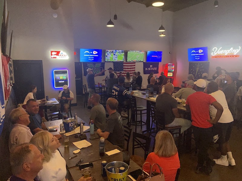 Harry's Taphouse & Kitchen exterior