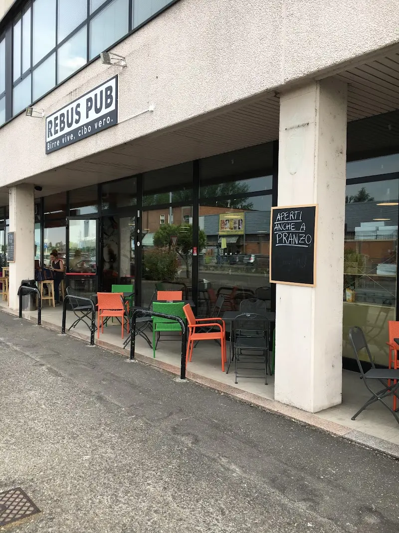 Rebus Pub exterior