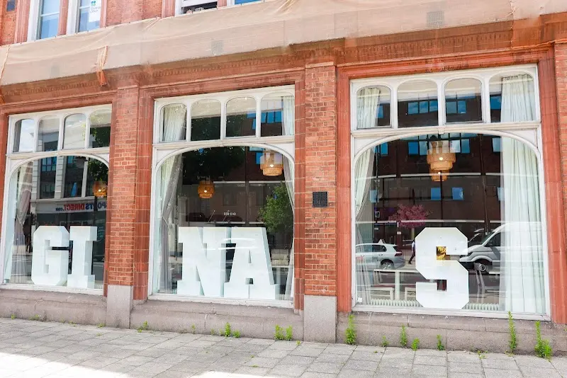 Gina's exterior
