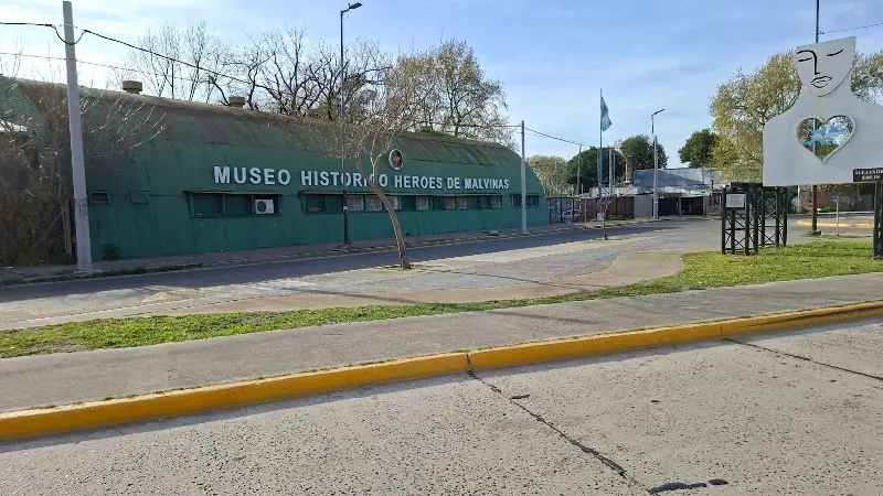 MUSEO HISTORICO HEROES DE MALVINAS DE REMEDIOS DE ESCALADA exterior