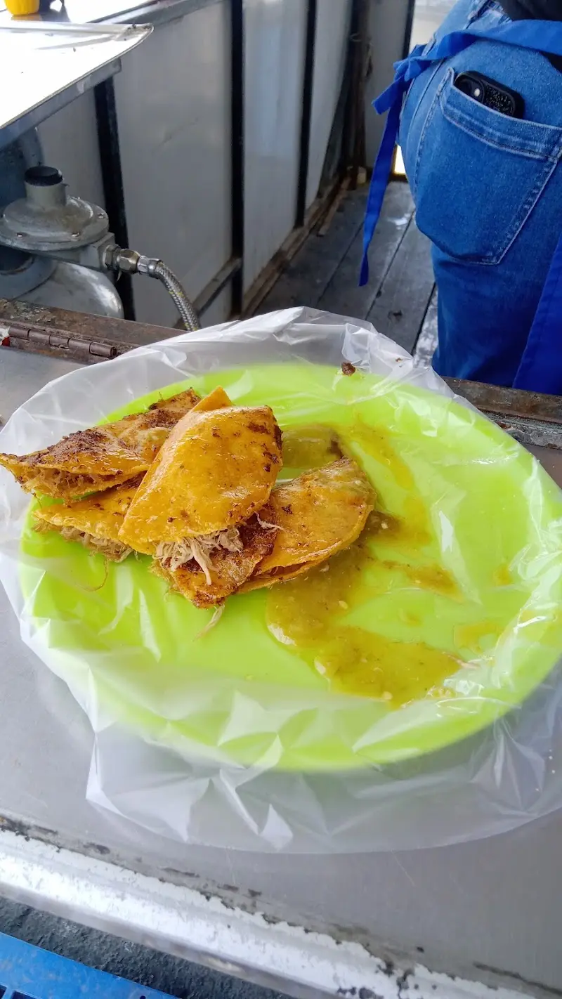 Tacos de Juanito a vapor exterior