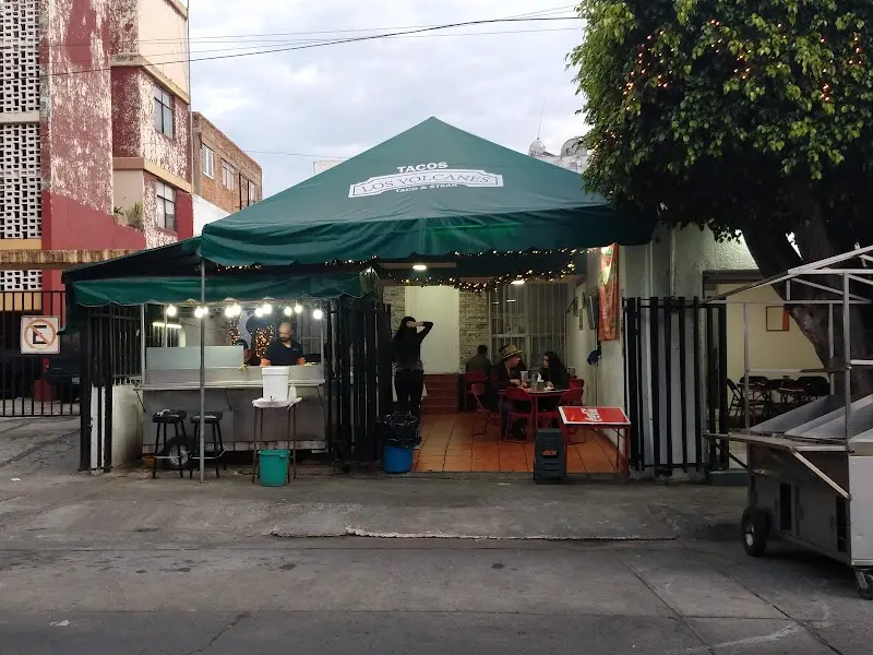 Taquería Los Volcanes exterior