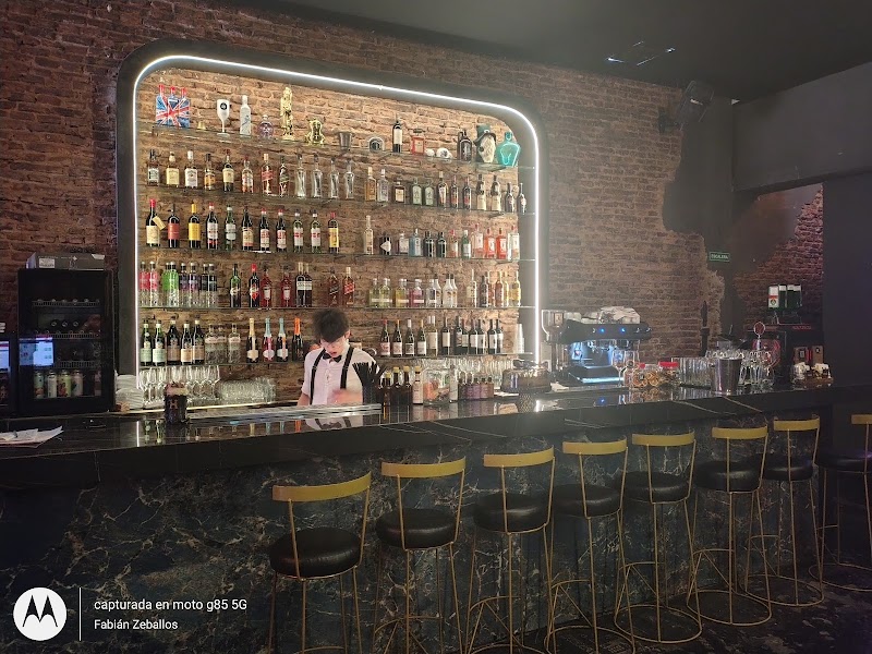 Herrenhaus Mansion Bar exterior