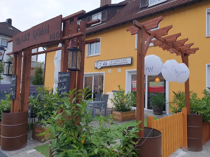Tally Trang Restaurant exterior