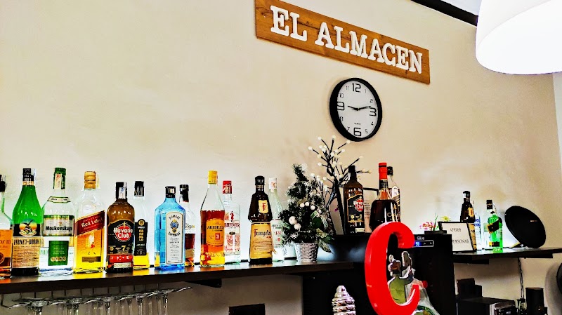 El Almacén exterior
