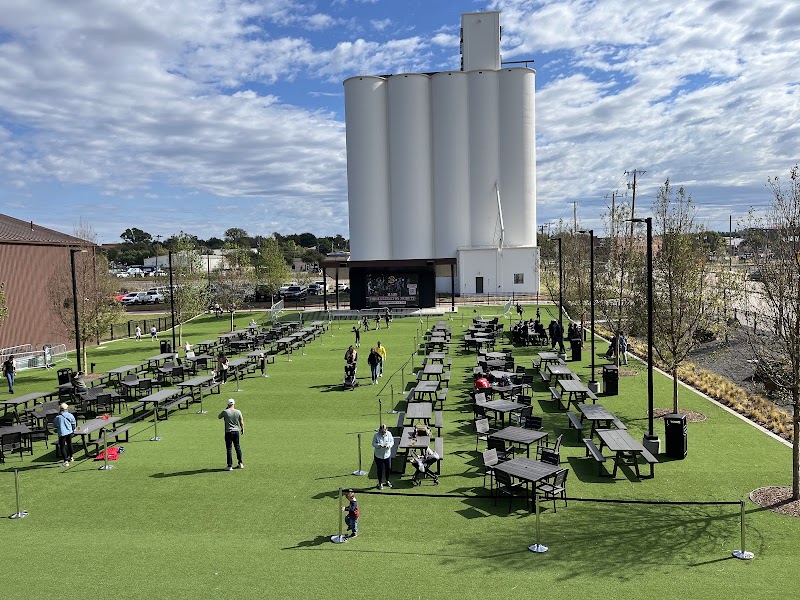 Rollertown Beerworks exterior