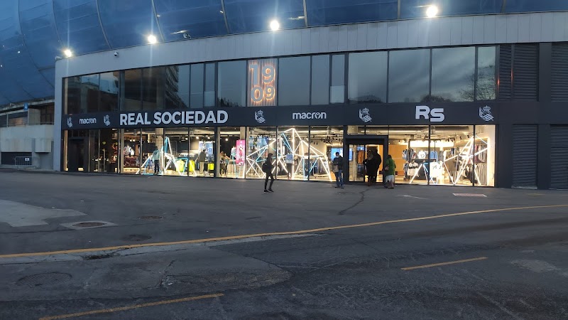 Real Sociedad Denda Ofiziala - Reale Arena exterior