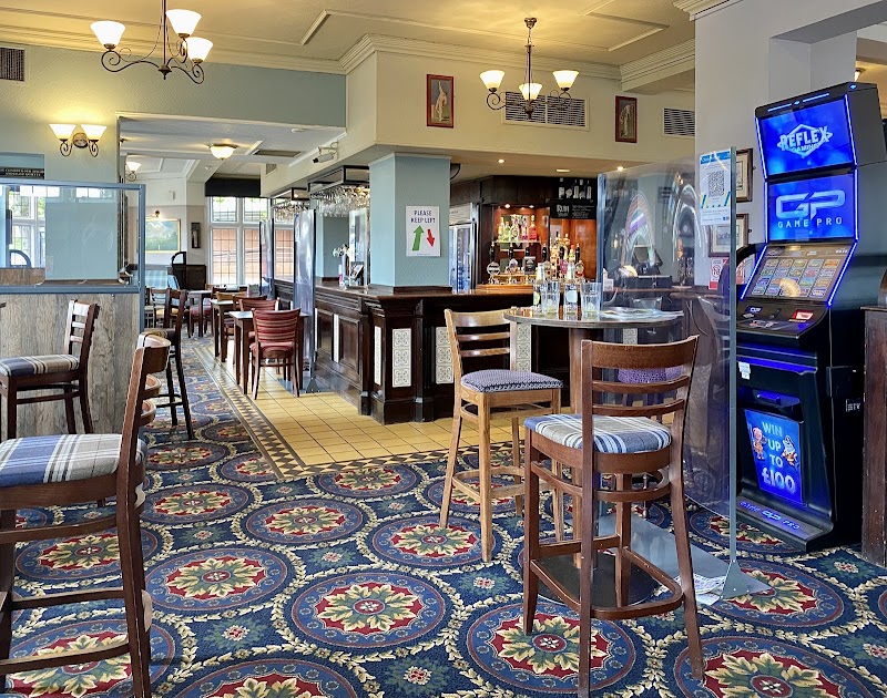 The Cricketers - JD Wetherspoon exterior