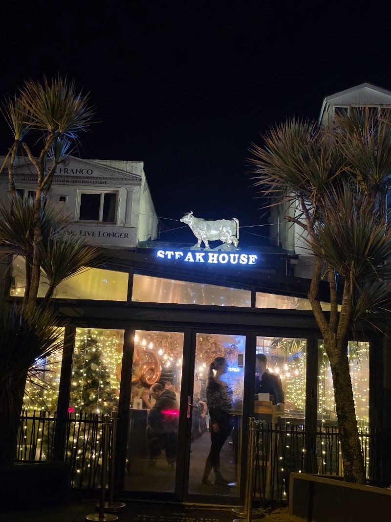 The Eating Inn exterior